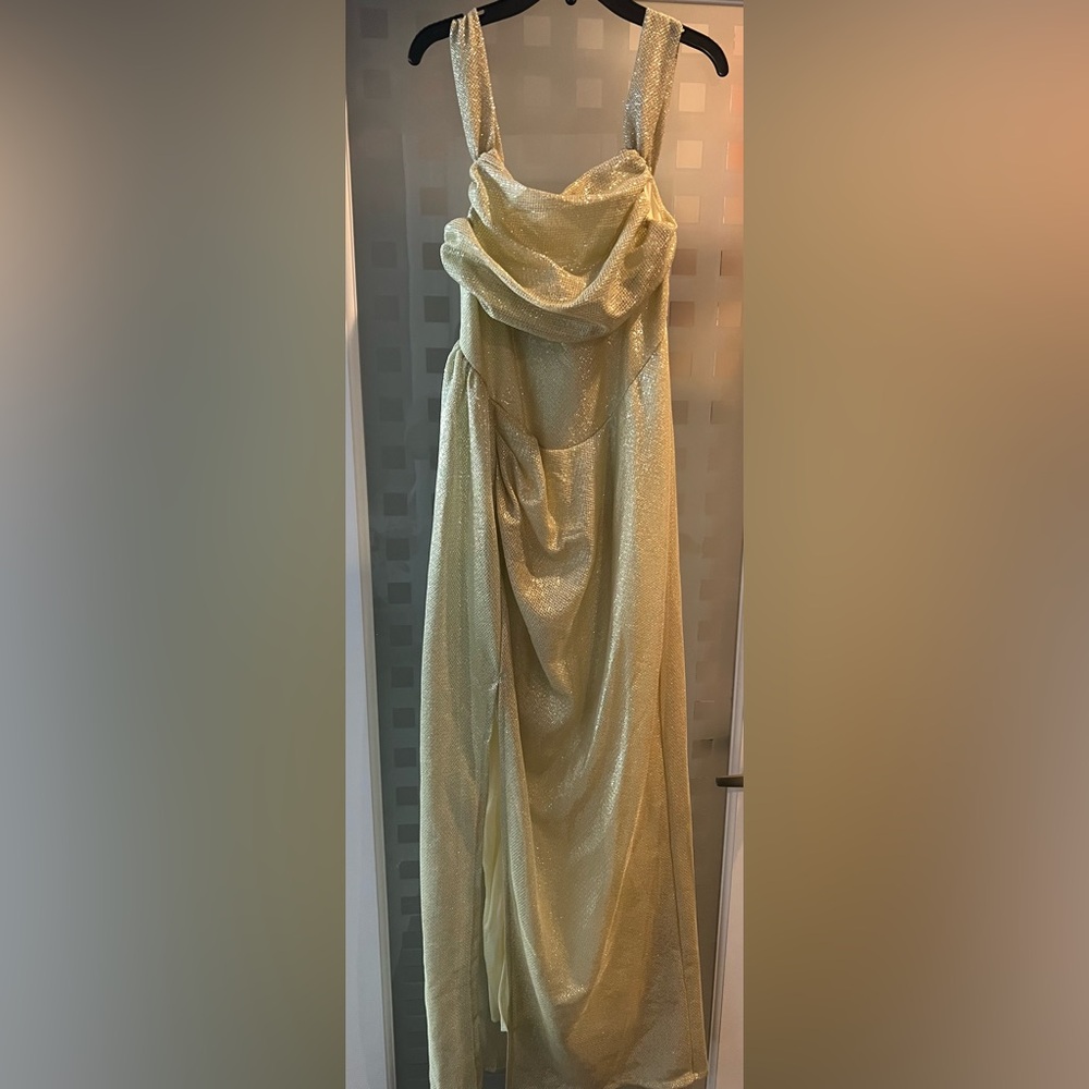 Elegant Gold Evening Gown